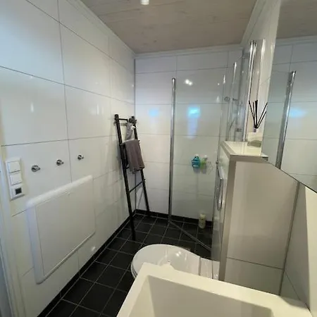Modern At Budor, Close To Hamar And Loten, 1,5 From Oslo *